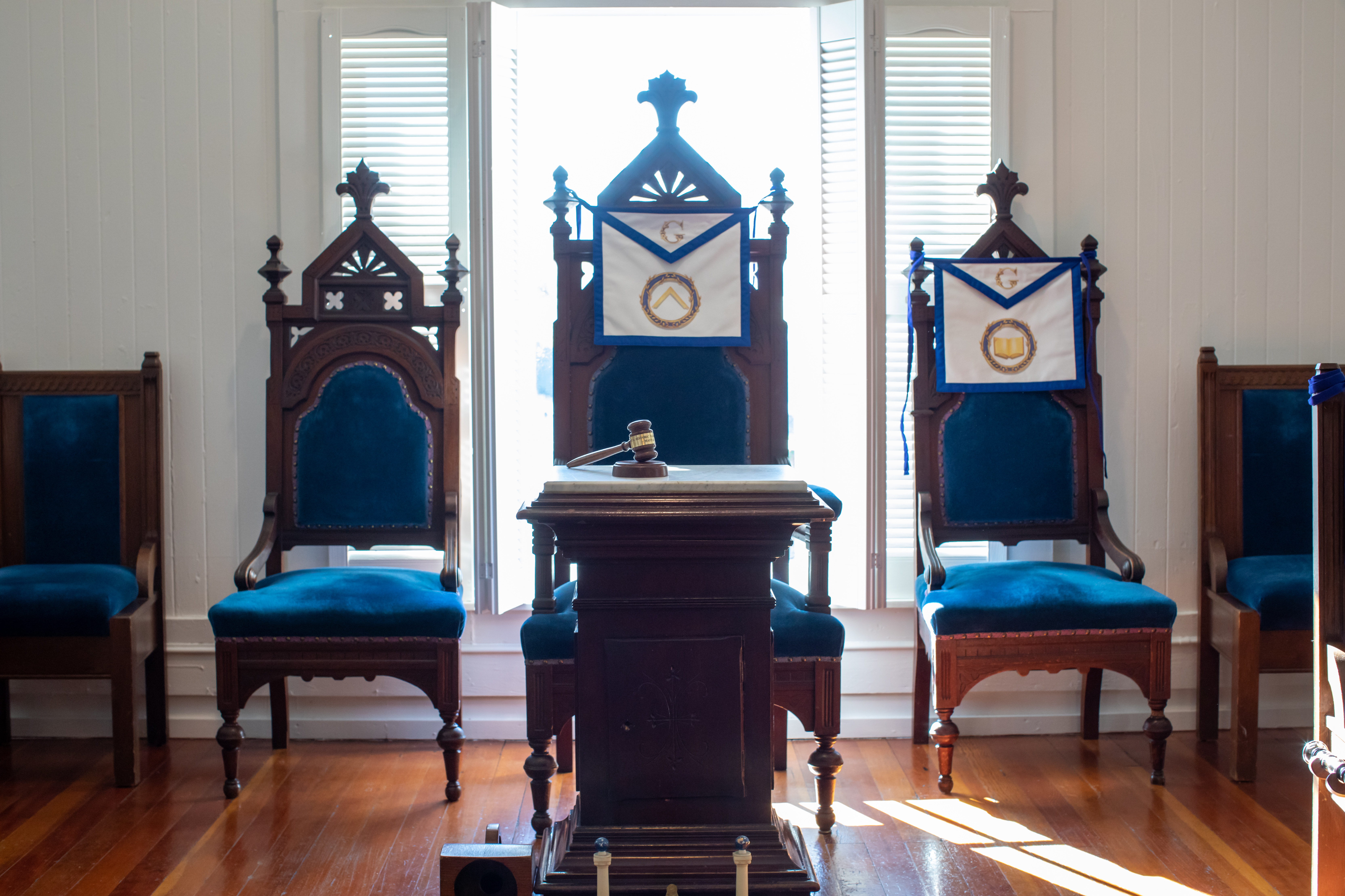 Masons of California - Interior of Benicia Masonic Hall