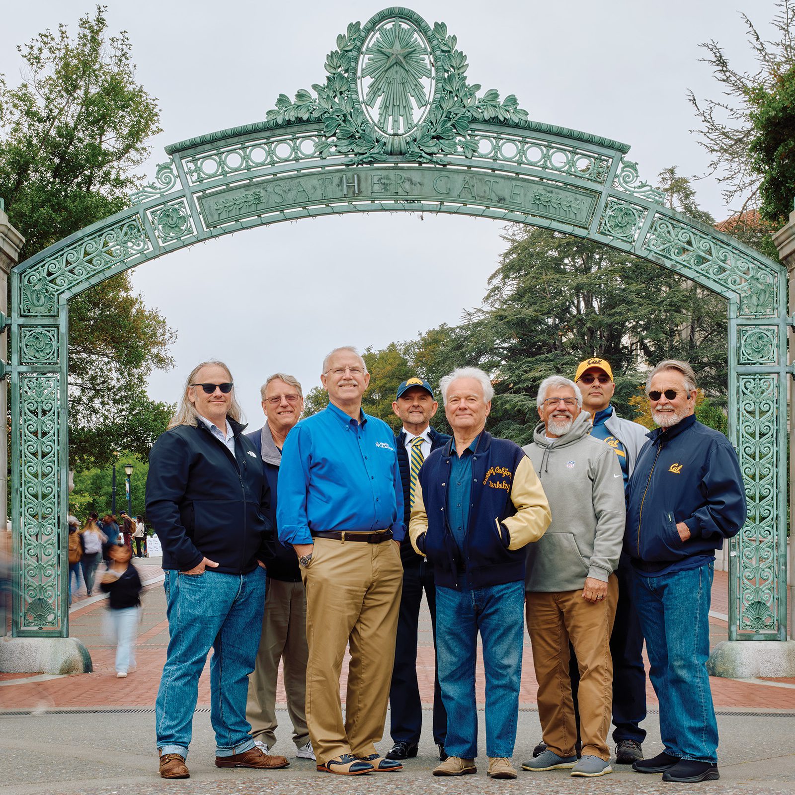 California Freemason: Fiat Lux U.D. is a new Berkeley Masonic lodge, catering primarily to alumni of UC Berkeley.