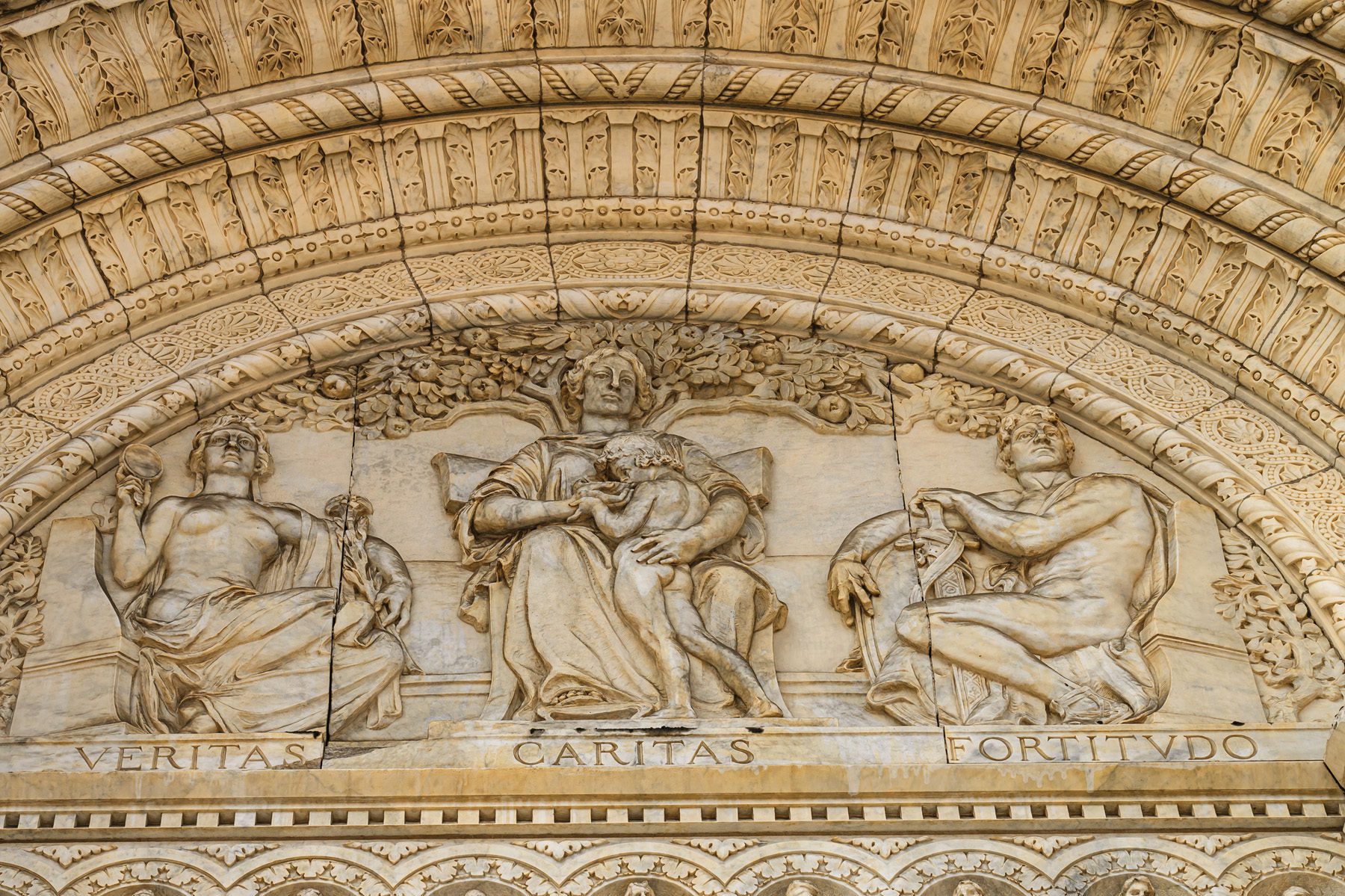 Exterior of 25 Van Ness in San Francisco