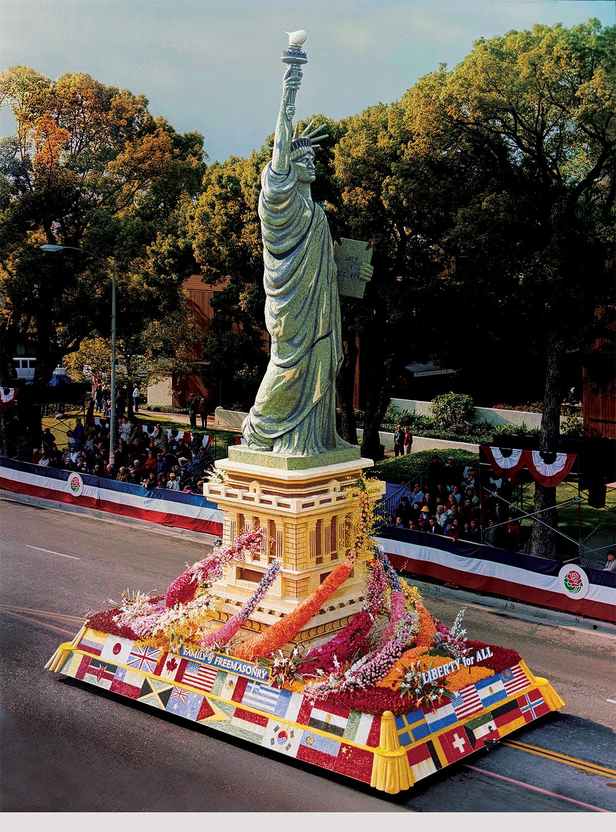 California Freemason: Masonic Parade Floats